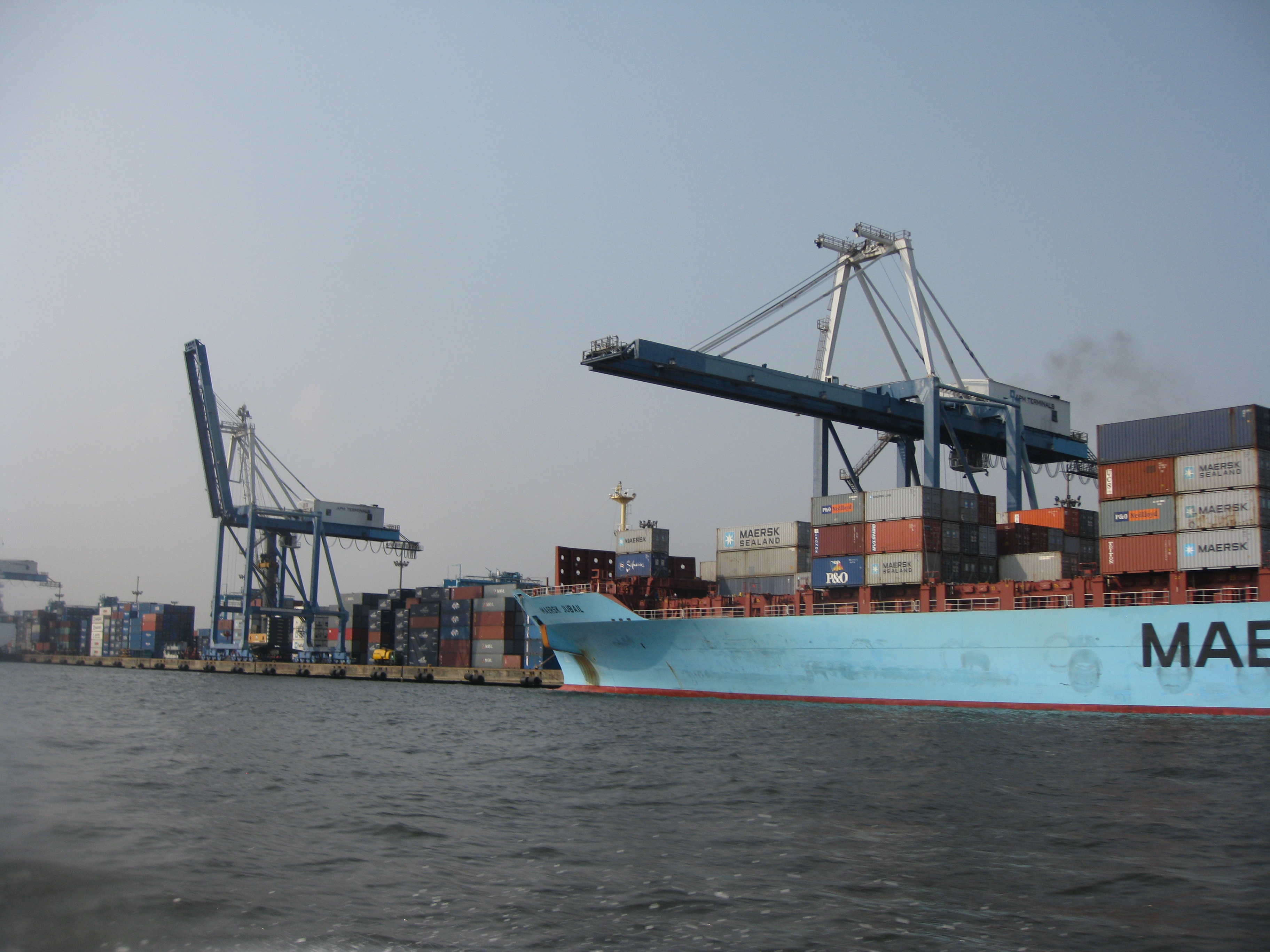 port lagos 071209 173
